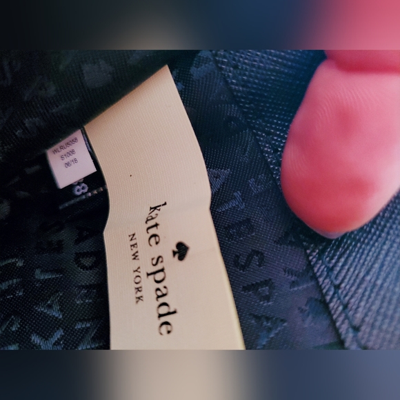 Kate Spade New York Laurel Way Neda Zip Wallet Clutch Hazy Rose - Picture 9 of 12